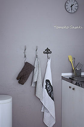 アンティークフックでお洒落なキッチン