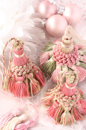 タッセルで楽しむミニツリー・アレンジ