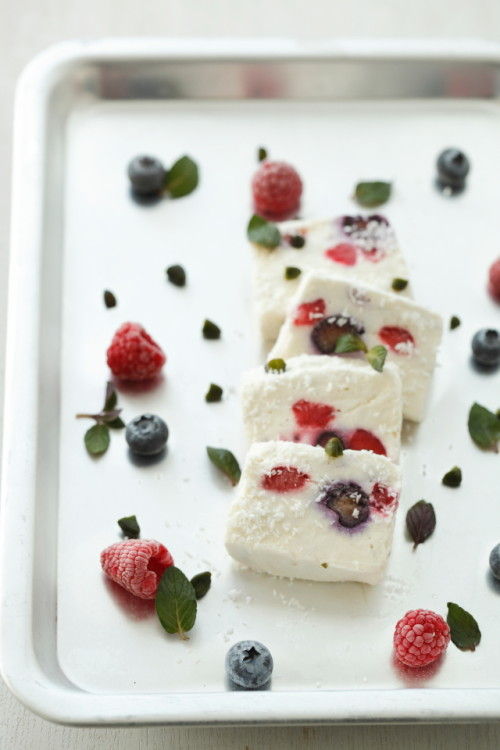 とけない!?　ふんわりムース仕立てのアイスデザート