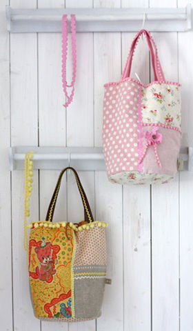 ボンボンテープ＆山道テープでつくるポップな手提げバッグ