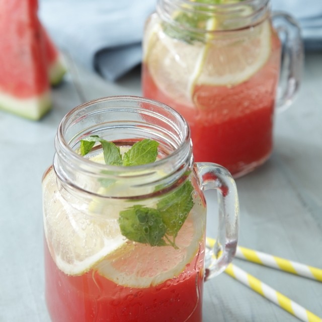 タネがないから食べやすい！　スイカゼリー＋アレンジおしゃれドリンク