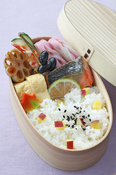 美味しそうに見えるお弁当盛り付けのコツ