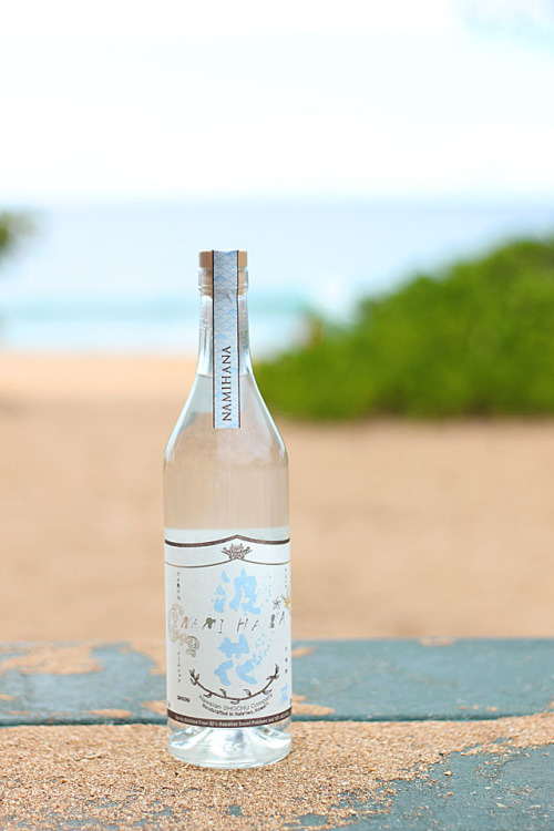 【ハワイ初】日本人夫婦が造り出すハワイ産の芋焼酎「波花」